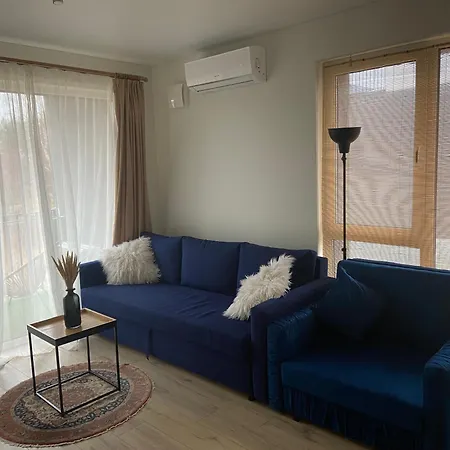 E&K Apartamentai Su Sildomu Baseinu Kieme Паланга Экстерьер фото