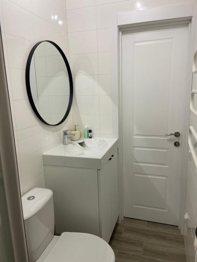 E&k Apartamentai Su Sildomu Baseinu Kieme Íbúð